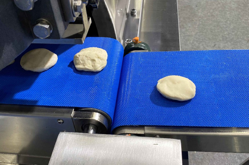 食品行业一般都使用什么输送带？